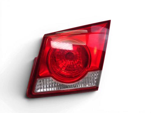 right-tailgate-light-chevrolet-cruze-j300-2009-35929884 main image