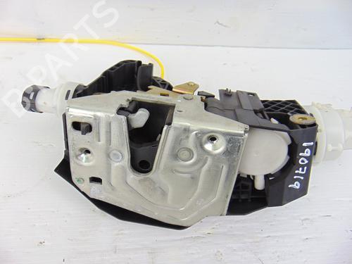 Rear left lock MERCEDES-BENZ S-CLASS (W220) S 320 CDI (220.025, 220.125) | BP8333058C100 