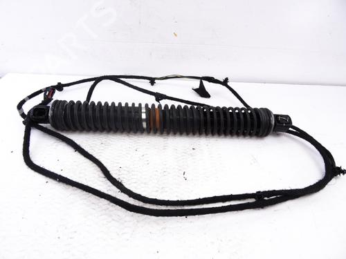 Used Tailgate lift support BMW 7 (F01, F02, F03, F04) 740 d xDrive (306 hp) 18344918
