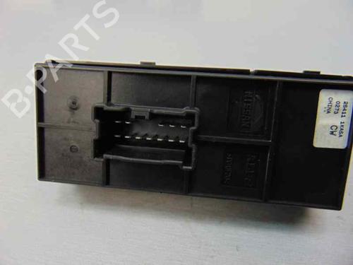 Right front window switch NISSAN JUKE (F15) 1.5 dCi | BP7726638I26 