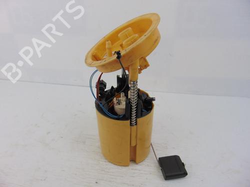 Used Fuel pump BMW 1 (E87) 118 d (143 hp) 8075845