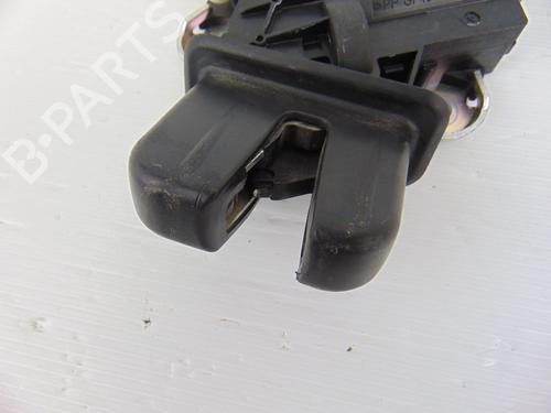 Tailgate lock VW PASSAT B6 (3C2) 2.0 TDI | BP8220686C101 