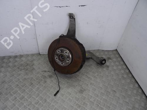Used Right front steering knuckle BMW 7 (F01, F02, F03, F04) 740 d xDrive (306 hp) 18472856