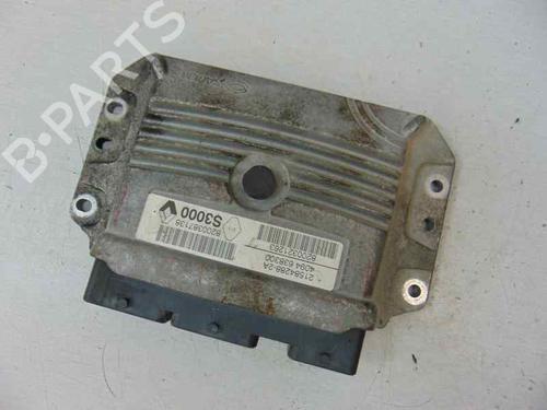 Used Engine control unit (ECU) RENAULT MEGANE II (BM0/1_, CM0/1_) [2001-2012]  7730705