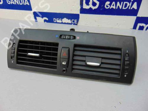 Used Air vent BMW X3 (E83) 2.0 d (150 hp) 11654981