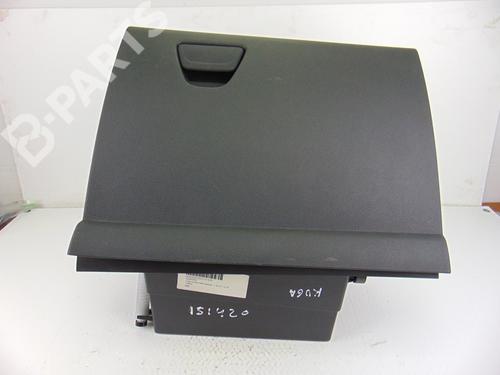 Used Glove box Glove box FORD KUGA II (DM2) 2.0 TDCi (150 hp) 7716873 7716873