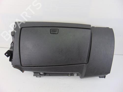 Used Glove box BMW 1 (E87) 120 d (163 hp) 8250712
