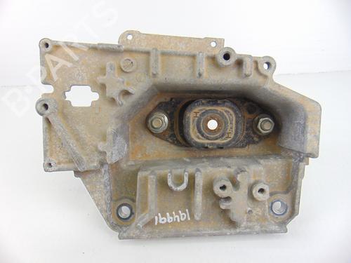Engine mount NISSAN JUKE (F15) 1.5 dCi | BP9300243M89 