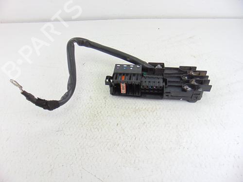 Used Fuse box MERCEDES-BENZ E-CLASS (W211) E 320 CDI (211.022) (224 hp) 11689314