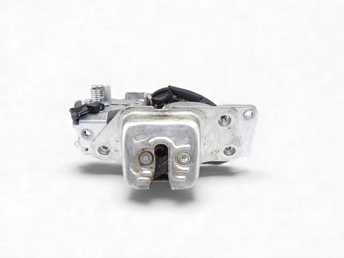 Used Tailgate lock CHRYSLER GRAND VOYAGER V (RT) 2.8 CRDi (163 hp) 30389677