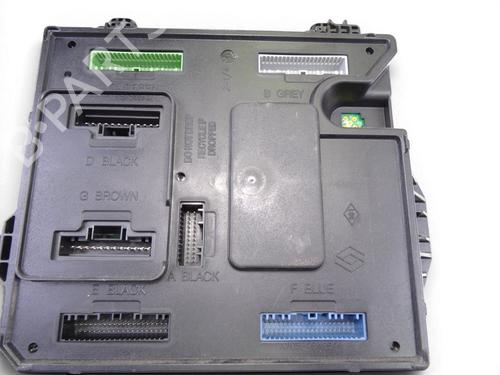 Fuse box RENAULT MEGANE III Hatchback (BZ0/1_, B3_) 1.5 dCi (BZ09, BZ0D, BZ1W, BZ29, BZ14) | BP35736972E1 - Image 3