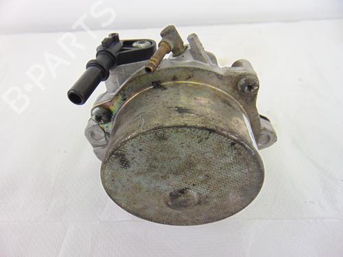 Used Vacuum pump FIAT GRANDE PUNTO (199_) 1.4 16V (199BXG1B, 199AXG1B) (95 hp) 12432123