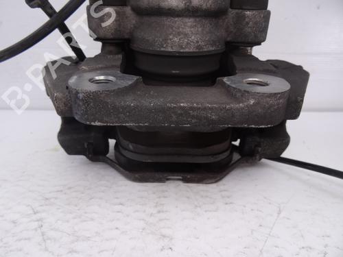 Used Right rear brake caliper BMW 7 (F01, F02, F03, F04) 740 d xDrive (306 hp) 18472860