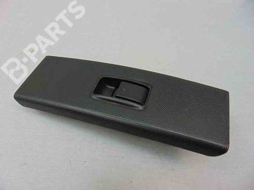 Used Right front window switch Right front window switch TOYOTA COROLLA Verso (ZER_, ZZE12_, R1_) 2.2 D-4D (AUR10_, AUR10R) (177 hp) 7728435 7728435