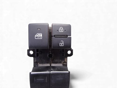 Left front window switch TOYOTA COROLLA Saloon (_E21_) 1.6 VVTi (ZRE210) | BP30836627I27