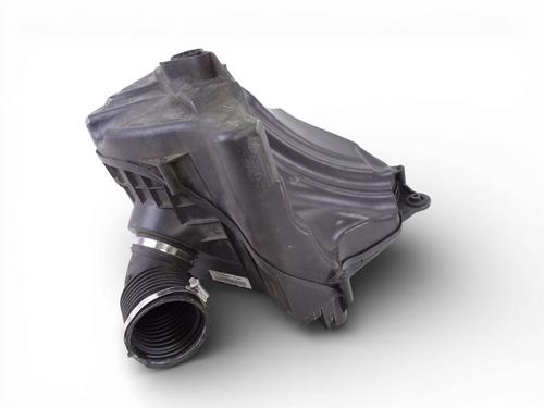 Used Air filter box BMW 1 (E81) 116 i (115 hp) 31641048