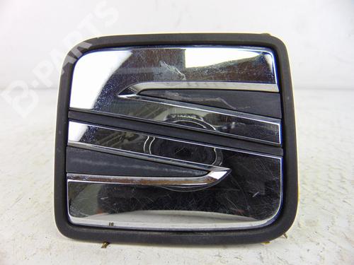 Used Tailgate handle Tailgate handle SEAT TOLEDO IV (KG3) 1.6 TDI (105 hp) 9515082 9515082