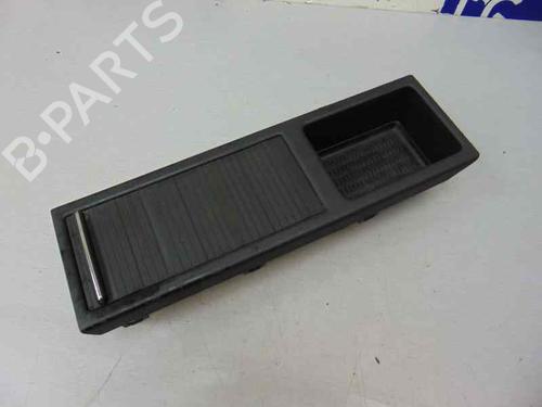 Mittelkonsole BMW 3 (E46) 318 i (118 hp) 14048317