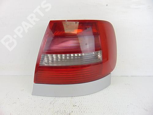 Used Right taillight Right taillight AUDI A4 B5 (8D2) 1.9 TDI (110 hp) 10745316 10745316