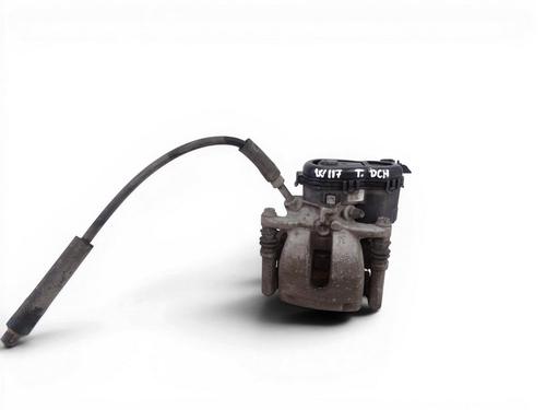 right-rear-brake-caliper-mercedes-benz-cla-coupe-c117-2013-2014-2015-2016-2017-2018-2019-34554044 main image