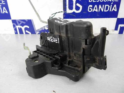 Used Front right lock MERCEDES-BENZ E-CLASS (W210) E 200 Kompressor (210.048) (163 hp) 7721882