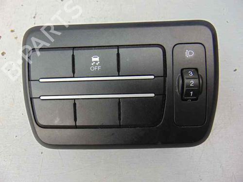 Switch SSANGYONG XLV SUV e-XGi 160 | BP7725125I30 