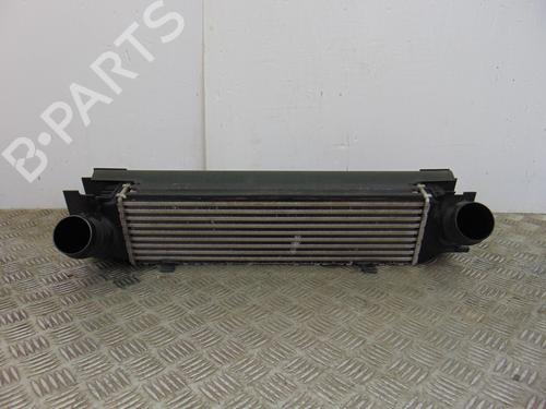 Intercooler BMW 3 Touring (E91) 318 d (143 hp) 7600530 | 7600530 |