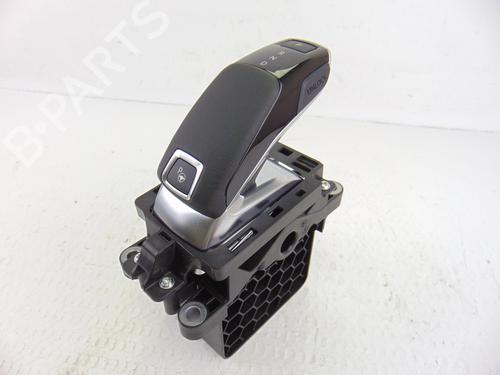 Used Gear lever PEUGEOT 508 II (FB_, FH_, F3_) 1.5 BlueHDI 130 (FBYHZJ, FBYHZR) (131 hp) 10338578