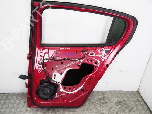 Right rear door PEUGEOT 308 III (FB_, FH_, FP_, F3_, FM_) PureTech 130 (FPHNSL, FPHNST) | BP17083870C5 