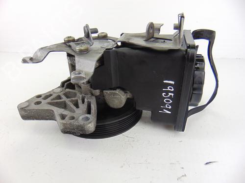 Used Steering pump BMW X3 (E83) 2.0 d (150 hp) 9310318