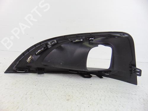 Grille PEUGEOT 3008 II SUV (MC_, MR_, MJ_, M4_) 1.6 BlueHDi 120 | BP14049286C40 