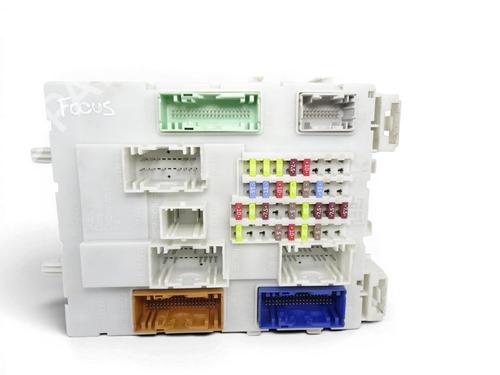 Used Fuse box Fuse box FORD FOCUS III Turnier 1.5 TDCi ECOnetic (105 hp) 34286347 34286347