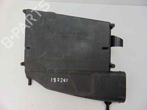 Used Air filter box MERCEDES-BENZ M-CLASS (W164) ML 320 CDI 4-matic (164.122) (224 hp) 14048452