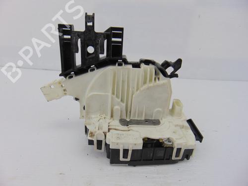 Used Front left lock MERCEDES-BENZ A-CLASS (W176) A 180 CDI / d (176.012) (109 hp) 8205349
