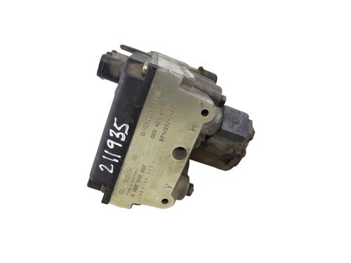 Used ABS pump MERCEDES-BENZ E-CLASS (W210) E 300 D (210.020) (136 hp) 19637967