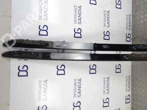 roof-bars-citroen-c4-cactus-2014-8738498 main image