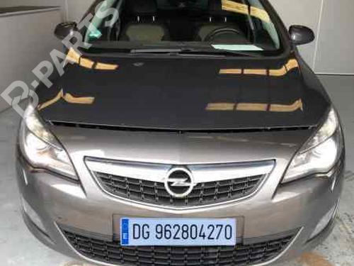 Used Parts OPEL ASTRA J Sports Tourer (P10)  2.0 CDTI (35)  899569