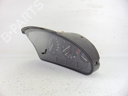 Instrument cluster BMW 5 (E39) 525 i | BP10681994C47 