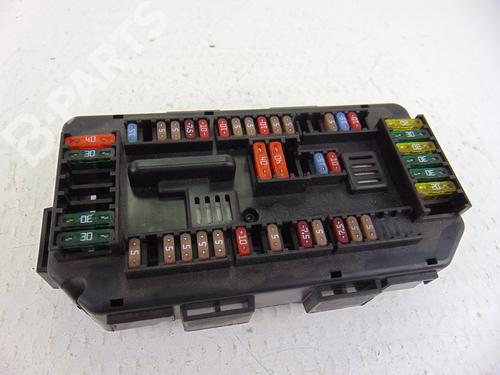 fuse-box-bmw-3-touring-e91-318-d-9337879-2004-2005-2006-2007-2008-2009-2010-2011-2012-10163618 main image