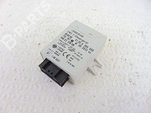 Used Electronic module Electronic module BMW 5 (E39) 525 i (192 hp) 10682003 10682003