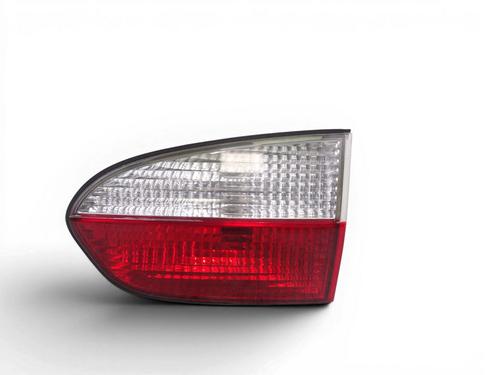 right-tailgate-light-hyundai-h-1-starex-bus-a1-1997-34352623 main image