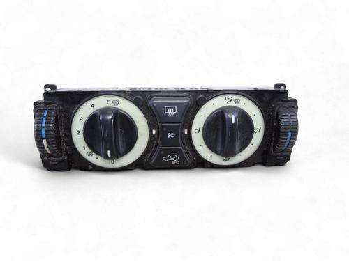 Used Climate control MERCEDES-BENZ CLK (C208) CLK 230 Kompressor (208.347) (193 hp) 30102356