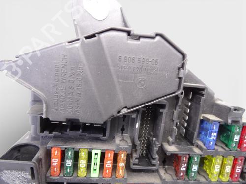 Fuse box BMW 5 (E60) 525 xi | BP30901236E1