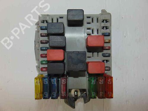 Used Fuse box FIAT PUNTO (188_) 1.2 Natural Power (60 hp) 7879294