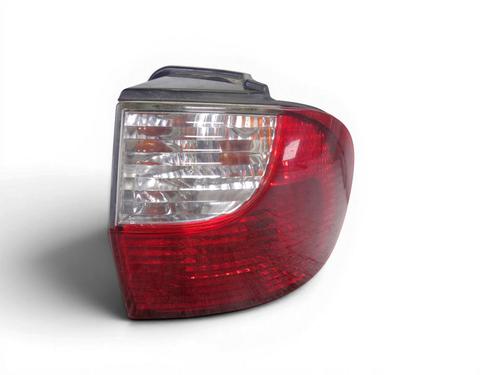 right-taillight-hyundai-h-1-starex-bus-a1-1997-34352622 main image