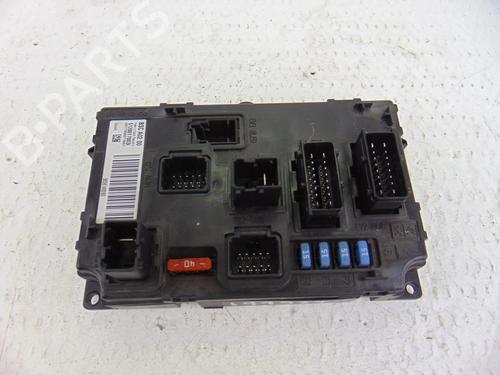 Used Fuse box PEUGEOT 407 (6D_) 2.0 (6DRFNB, 6DRFNE) (136 hp) 10542080