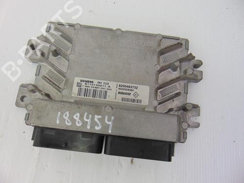 Used Engine control unit (ECU) DACIA LOGAN (LS_) [2004-2025]  8047487