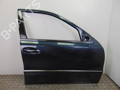 Used Right front door MERCEDES-BENZ E-CLASS (W211) E 320 (211.065) (224 hp) 8181646