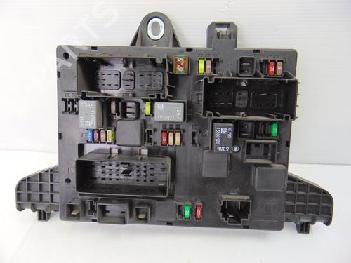 Used Fuse box OPEL ASTRA J Sports Tourer (P10) [2010-2015]  8177718