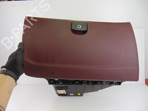 Handskerum PEUGEOT 407 Coupe (6C_) 2.7 HDi (204 hp) 10409835
